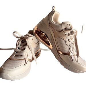SKECHERS Womens Sz 11 Street Los Angeles UNO PRIMA Shinyair Athletic Shoes Beige